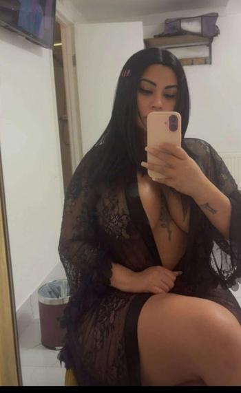 Lesli, 32  female escort, Allentown
