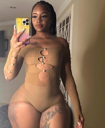 Lexi, 23  female escort, Allentown
