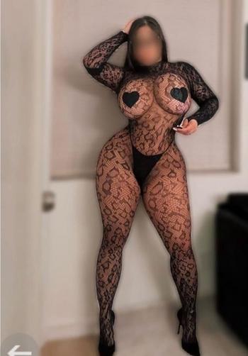 Blainis , 23  female escort, Allentown